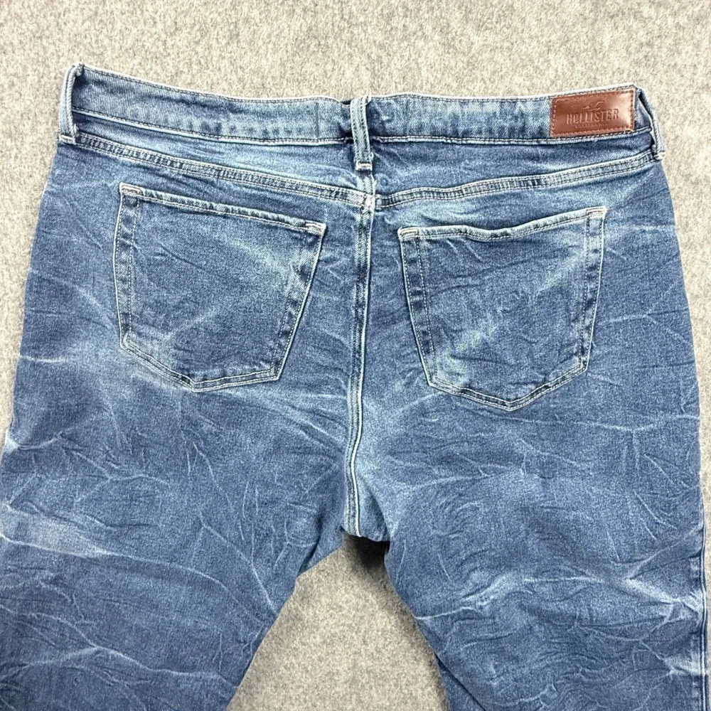 Hollister Women's 17 Short Curvy Low Rise Jeans Blue Crinkle Wash Denim Pants